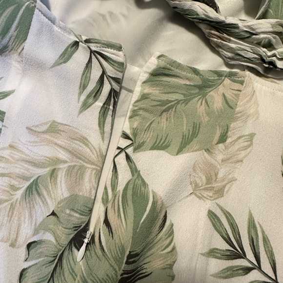 Dynamite Tie-back mini dress - Picture 4 of 5